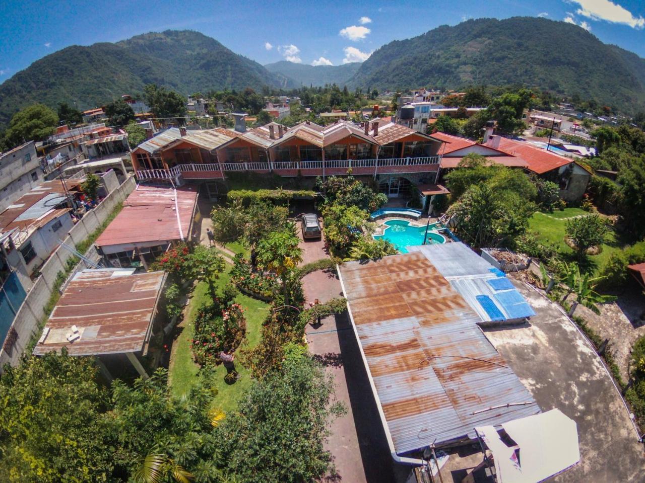 Hotel Playa Linda Panajachel Exterior foto